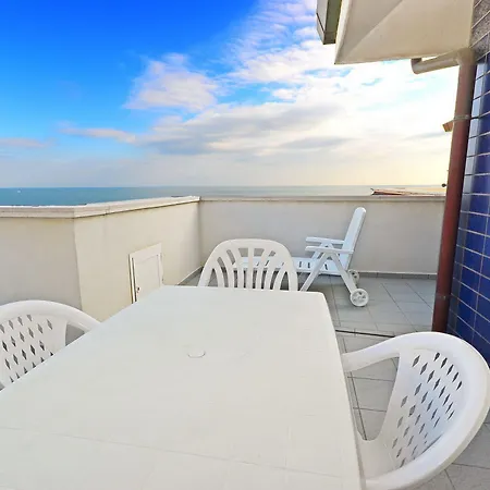 Blu Λινιάνο Σαμπιαντόρο